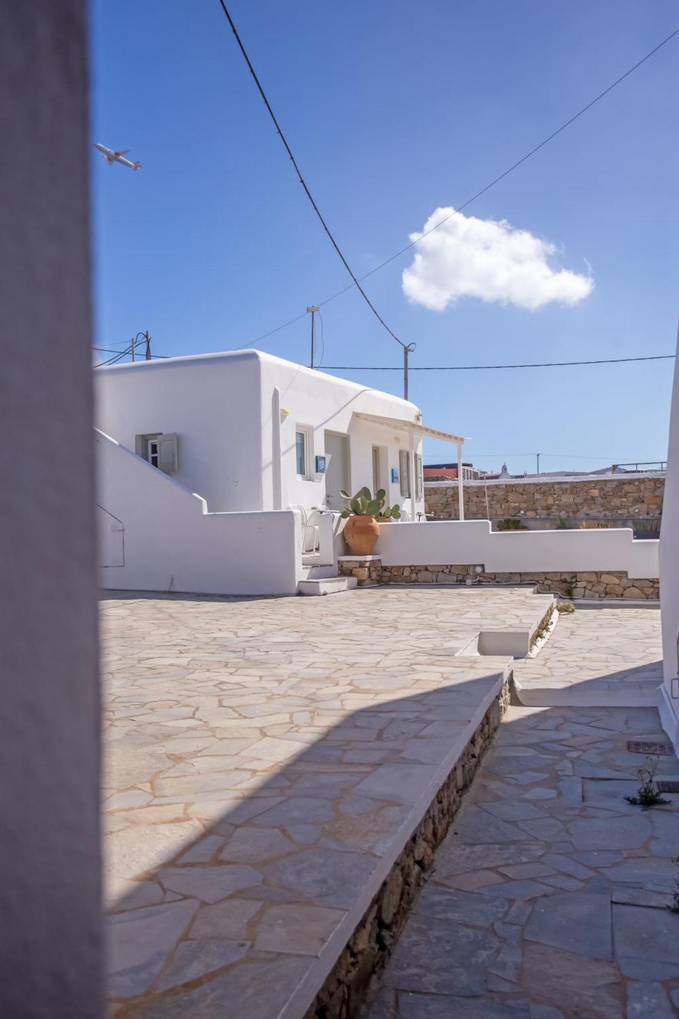 Sing And Blossom Accommodation Mykonos Town Dış mekan fotoğraf